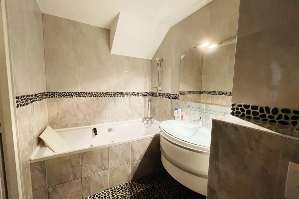Le Vendome - Loft De Luxe Geneve Apartment Gaillard Exterior photo